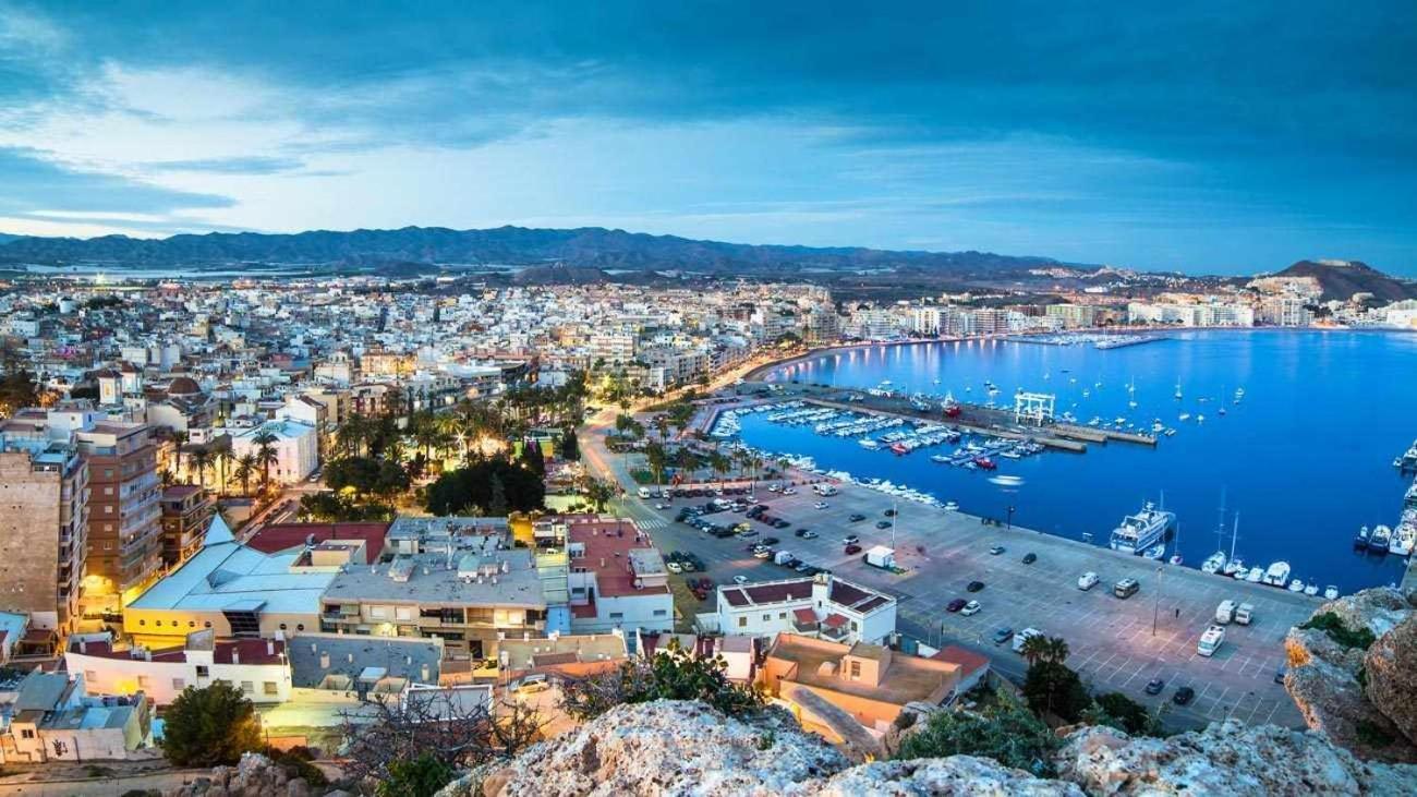 Clauadris Home Ideal Para Familias Águilas Kültér fotó